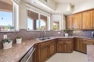 3490 Trego Ct, Simi Valley, CA 93065 - Photo 32