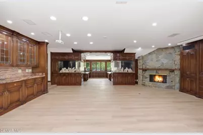 24756 Eilat Street, Woodland Hills, CA 91367 - Photo 26
