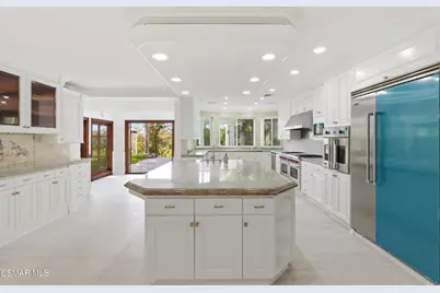 24756 Eilat Street, Woodland Hills, CA 91367 - Photo 14
