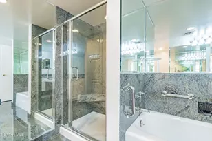 10660 Wilshire Blvd, Los Angeles, CA 90024 - Photo 48