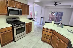 9152 1/2 Burnet Ave, North Hills, CA 91343 - Photo 14