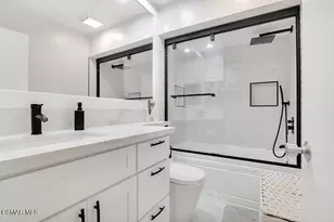 13960 Oxnard St, Los Angeles, CA 91401 - Photo 20