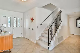 5260 Edgeware Dr, Calabasas, CA 91301 - Photo 40