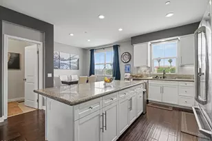 189 Westpark Ct, Camarillo, CA 93012 - Photo 2