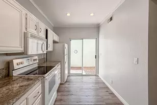 5423 Spanish Oak Ln, Oak Park, CA 91377 - Photo 16