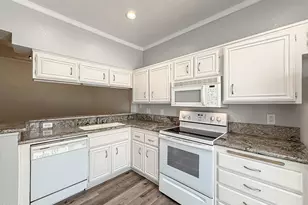 5423 Spanish Oak Ln, Oak Park, CA 91377 - Photo 18
