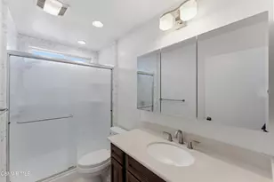 17236 Village 17, Camarillo, CA 93012 - Photo 20