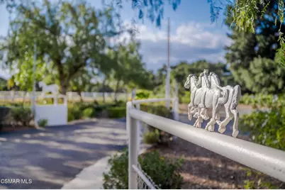 27101 Sand Canyon Road, Canyon Country, CA 91387 - Photo 4