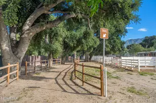 27101 Sand Canyon Rd, Canyon Country, CA 91387 - Photo 16
