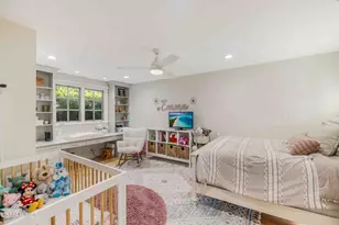 22661 Calvert St, Woodland Hills, CA 91367 - Photo 30