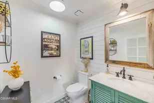 22661 Calvert St, Woodland Hills, CA 91367 - Photo 26