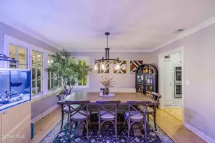 22661 Calvert St, Woodland Hills, CA 91367 - Photo 12