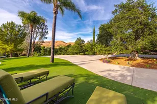 6110 Colodny Dr, Agoura Hills, CA 91301 - Photo 12