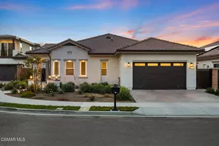 327 Toyon Ct Ct, Thousand Oaks, CA 91362 - Photo 2