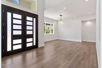 327 Toyon Court Court, Thousand Oaks, CA 91362 - Photo 8