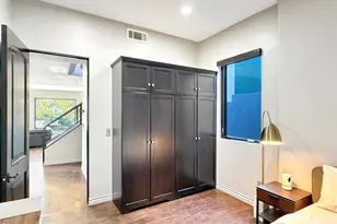 6930 Woodrow Wilson Dr, Los Angeles, CA 90068 - Photo 36