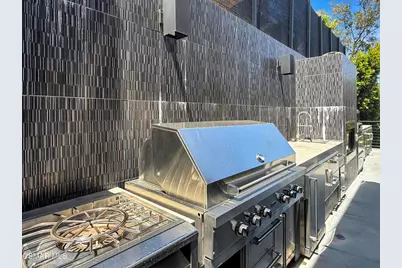 6930 Woodrow Wilson Drive, Los Angeles, CA 90068 - Photo 28