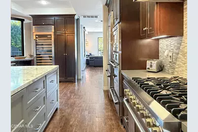 6930 Woodrow Wilson Drive, Los Angeles, CA 90068 - Photo 10