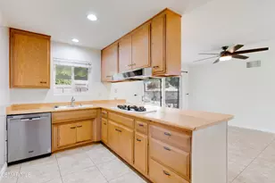 1638 Olympic St, Simi Valley, CA 93063 - Photo 8