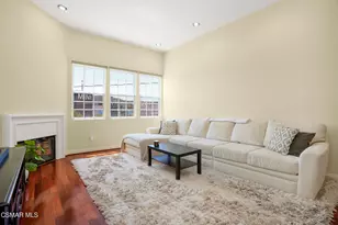10740 Moorpark St, Toluca Lake, CA 91602 - Photo 2