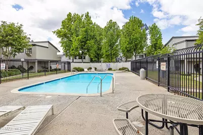 6491 Twin Circle Lane #3, Simi Valley, CA 93063 - Photo 28