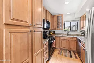 6491 Twin Cir Ln, Simi Valley, CA 93063 - Photo 16