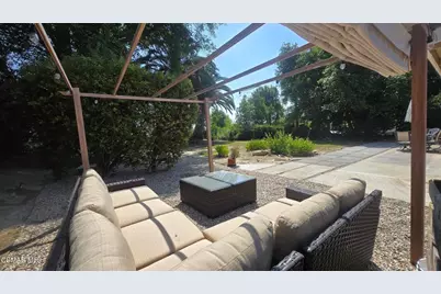 5708 Wilhelmina Avenue, Woodland Hills, CA 91367 - Photo 42