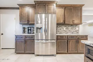 1940 Arcane St, Simi Valley, CA 93065 - Photo 10