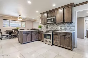 1940 Arcane St, Simi Valley, CA 93065 - Photo 4