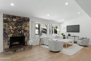 5730 Serrania Ave, Woodland Hills, CA 91367 - Photo 10