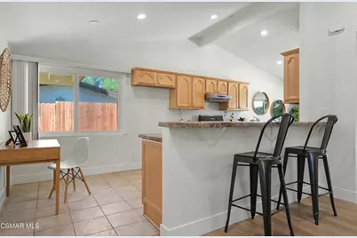 5730 Serrania Avenue, Woodland Hills, CA 91367 - Photo 18