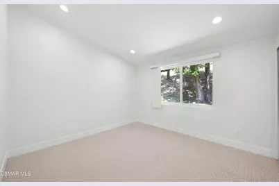5730 Serrania Avenue, Woodland Hills, CA 91367 - Photo 38