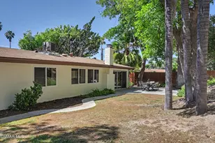 5730 Serrania Ave, Woodland Hills, CA 91367 - Photo 56