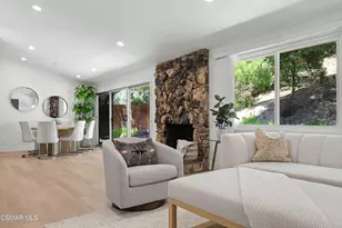 5730 Serrania Ave, Woodland Hills, CA 91367 - Photo 12