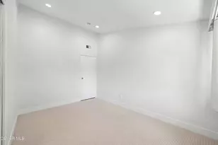 5730 Serrania Ave, Woodland Hills, CA 91367 - Photo 48