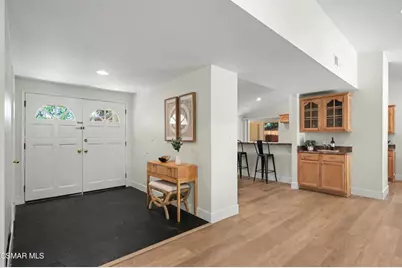 5730 Serrania Avenue, Woodland Hills, CA 91367 - Photo 8