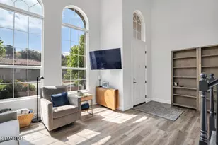 3649 El Encanto Dr, Calabasas, CA 91302 - Photo 4
