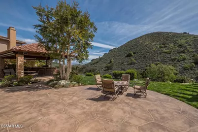 318 Loire Valley Drive, Simi Valley, CA 93065 - Photo 46