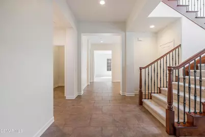 318 Loire Valley Drive, Simi Valley, CA 93065 - Photo 6