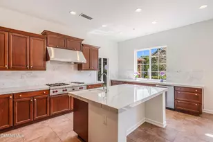 318 Loire Valley Dr, Simi Valley, CA 93065 - Photo 14