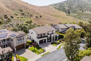 318 Loire Valley Dr, Simi Valley, CA 93065 - Photo 52