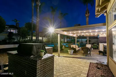 136 Heath Meadow Place, Simi Valley, CA 93065 - Photo 52