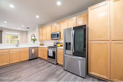 580 Fenwick Way #C, Simi Valley, CA 93065 - Photo 12