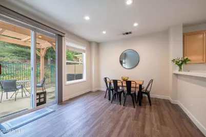 580 Fenwick Way #C, Simi Valley, CA 93065 - Photo 8