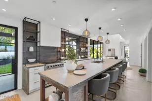 33235 Mulholland Hwy, Malibu, CA 90265 - Photo 8