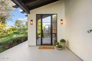 33235 Mulholland Hwy, Malibu, CA 90265 - Photo 16