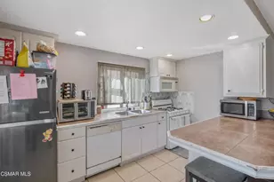 257 Aristotle St, Simi Valley, CA 93065 - Photo 8