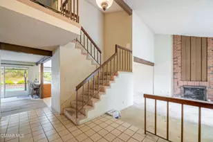 272 Cloudcrest Ct, Newbury Park, CA 91320 - Photo 4