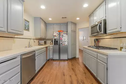 5200 White Oak Avenue #30, Encino, CA 91316 - Photo 10