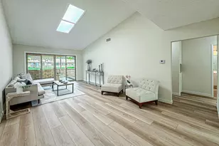 16181 Village 16, Camarillo, CA 93012 - Photo 8